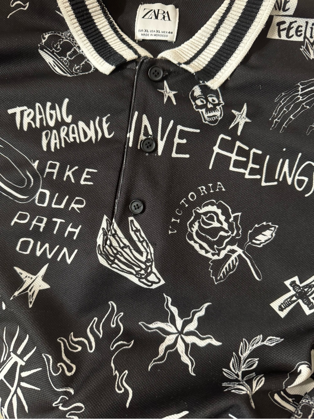 ZARA Black and White Grunge print “Have Feelings” polo-shirt top - EUC - Size XL